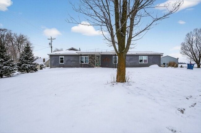 Foto del edificio - 18025 Doehrman Rd