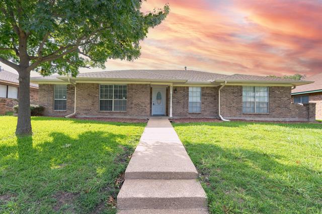 Foto principal - 801 Meadowgate Dr
