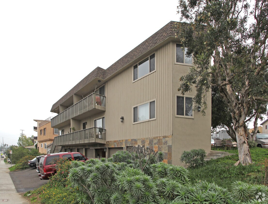 Primary Photo - 4434 Temecula St