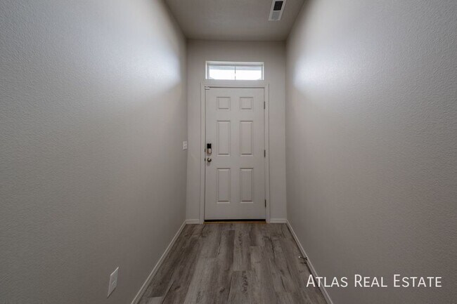 Building Photo - 12713 Lignite Dr