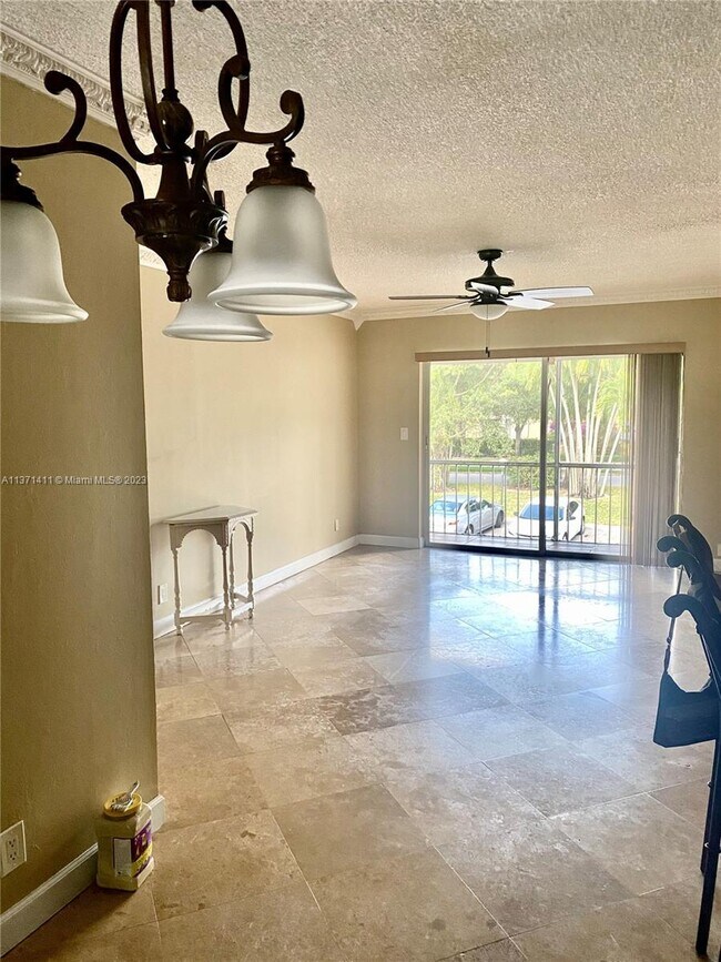 Foto del edificio - 21 Jacaranda Dr