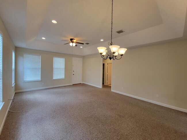 Foto del edificio - 4247 Raleigh Way