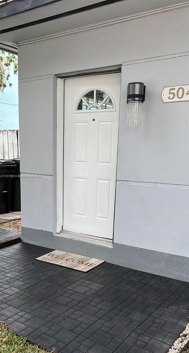 Foto del edificio - 504 SW 15th St