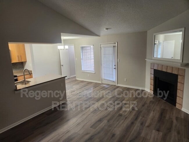 Building Photo - 4275 Perkinshire Ln