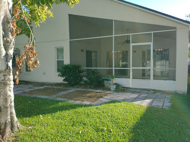 Foto del edificio - 8042 Tabby Ln