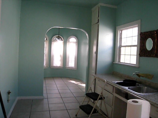 Foto del edificio - 1022 Dundas St