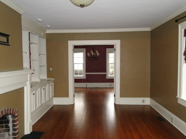 Foto del edificio - Great Home close to Downtown