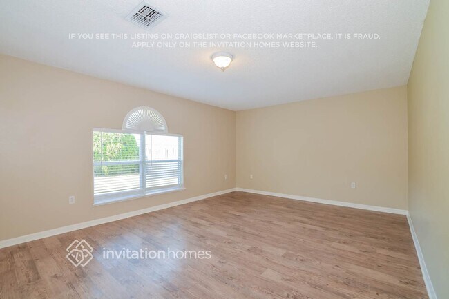 Foto del edificio - 4725 Willamette Cir