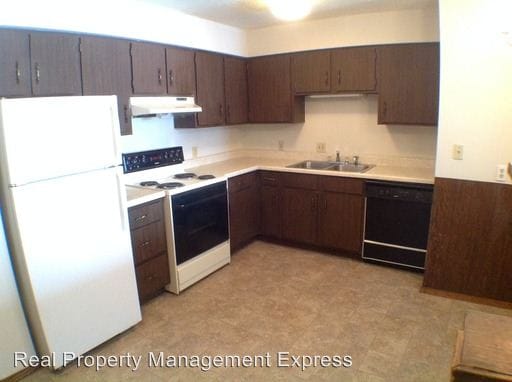 Building Photo - 312 S Duluth Ave