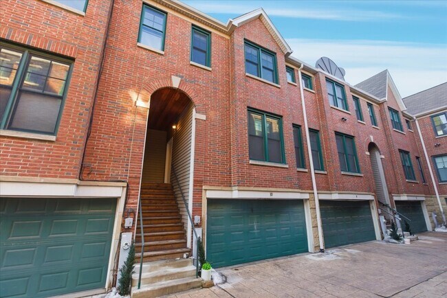 Foto del edificio - 2140 N Winchester Ave