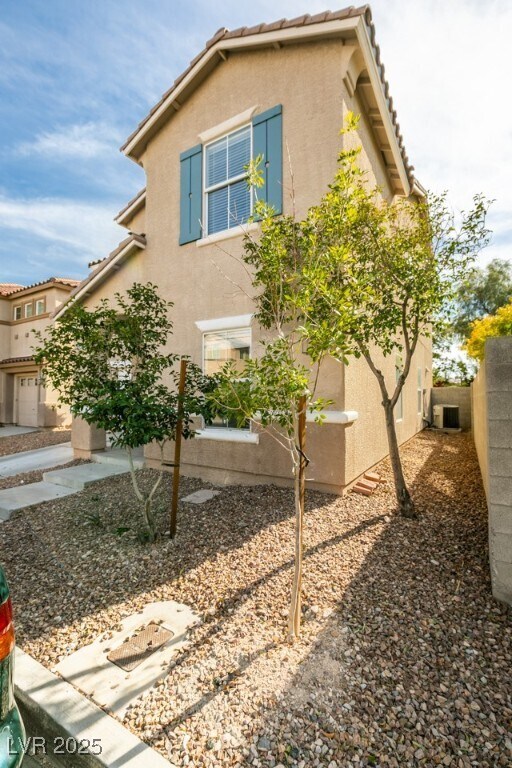 Foto del edificio - 8939 Spring Peeper Ave