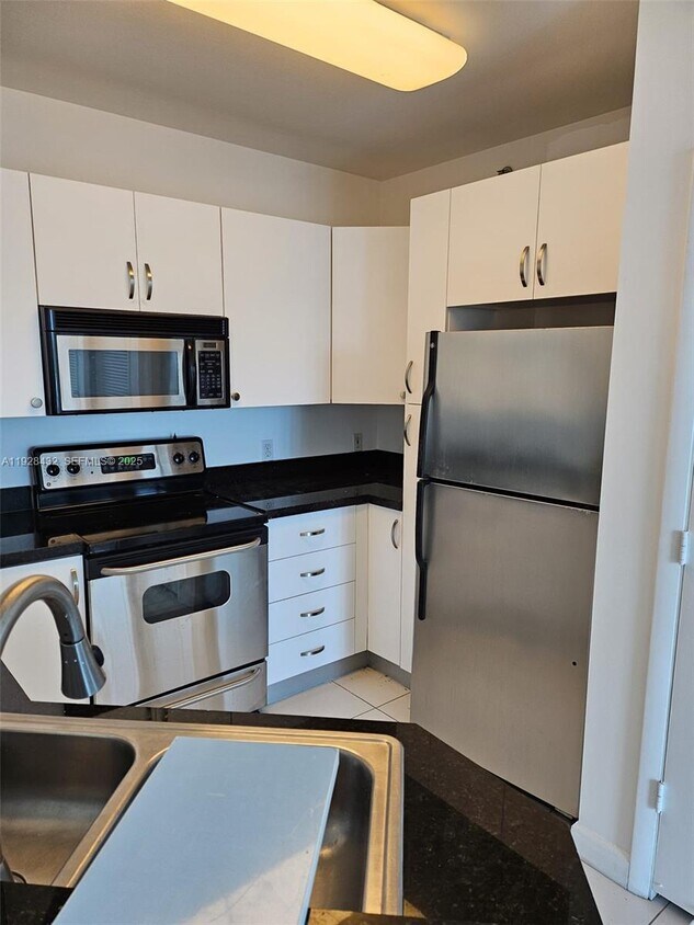 Foto del edificio - 1401 SW 22nd St