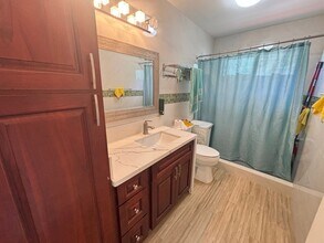 Building Photo - 2036 9th Ave