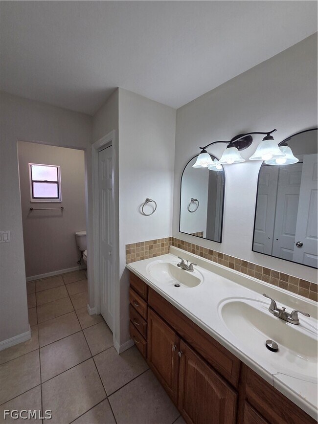 Foto del edificio - 5868 Littlestone Ct