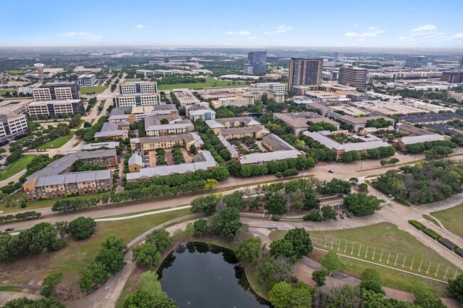 Foto del edificio - Legacy Village Apartment Homes