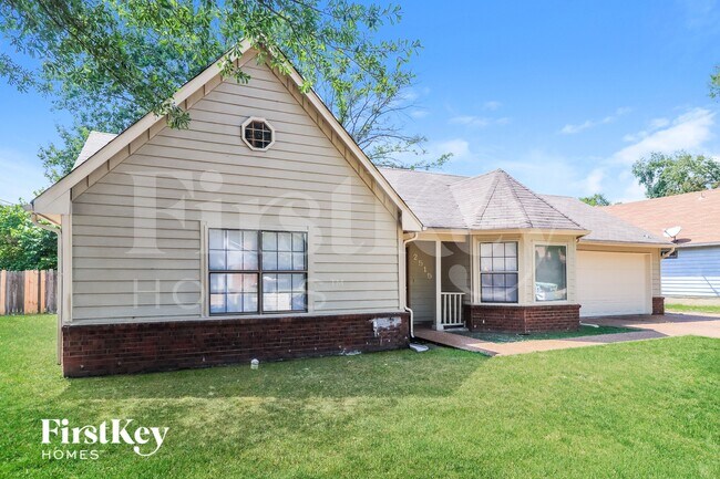 Foto del edificio - 2515 Laurelcrest Dr