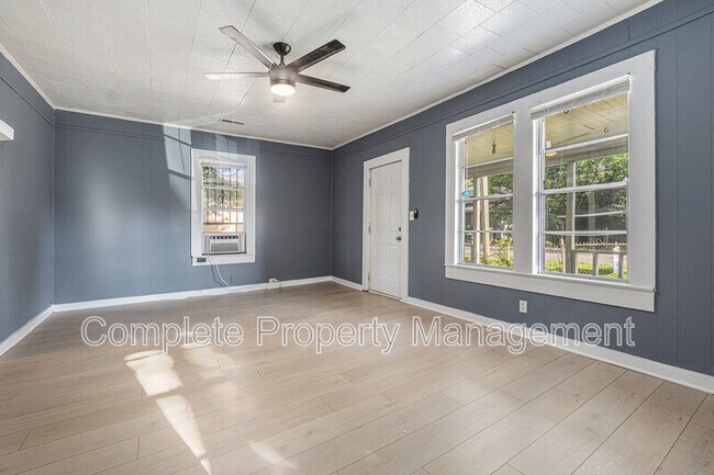 Foto del edificio - 5906 5th St S