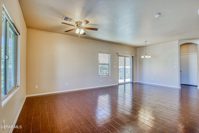 Building Photo - 6680 Boulder Canyon Ln