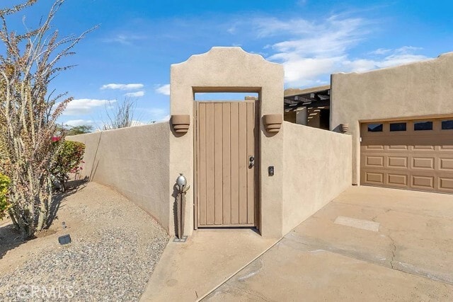 Building Photo - 54052 Avenida Martinez