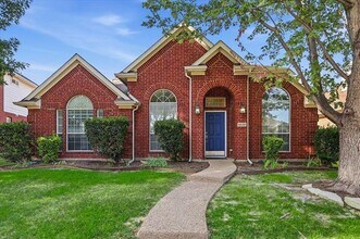 Building Photo - 5625 Overland Dr