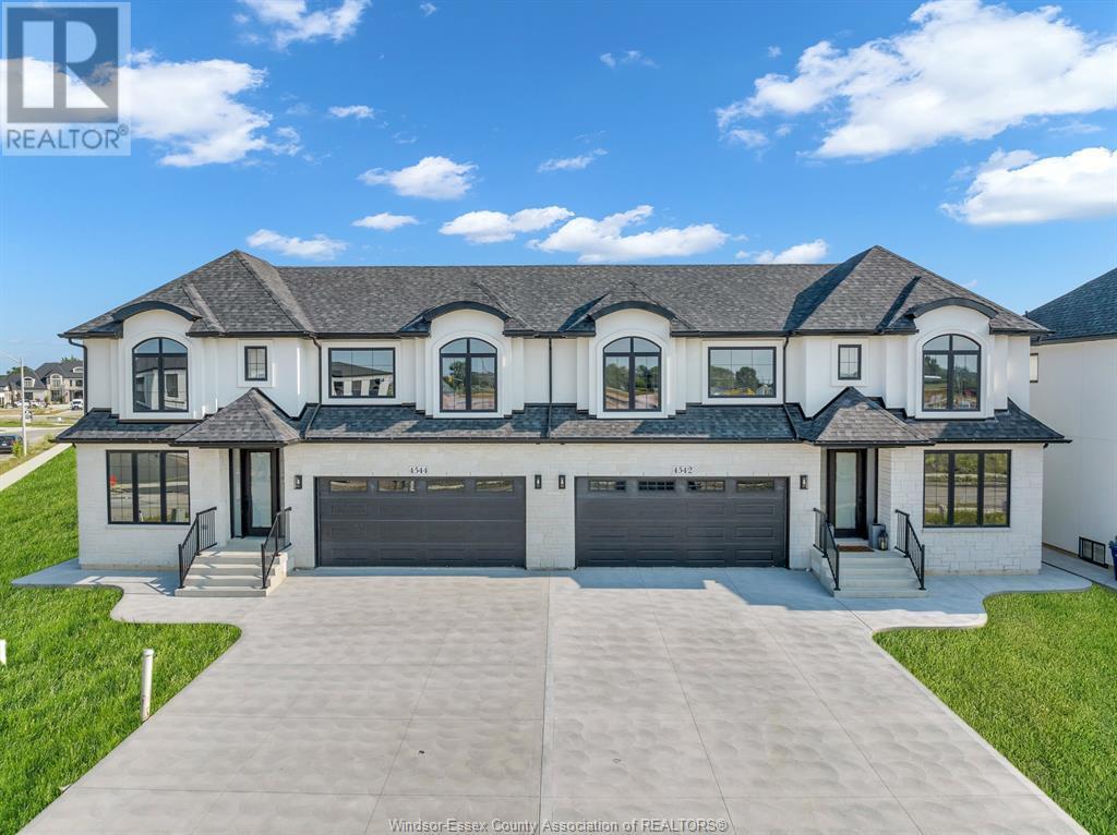 Primary Photo - 4544 VALERIO Crescent
