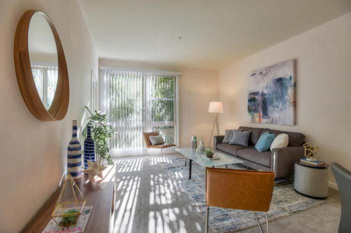 Primary Photo - 1488 El Camino Real