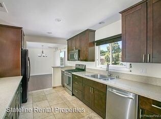 Building Photo - 24125 Del Monte Dr