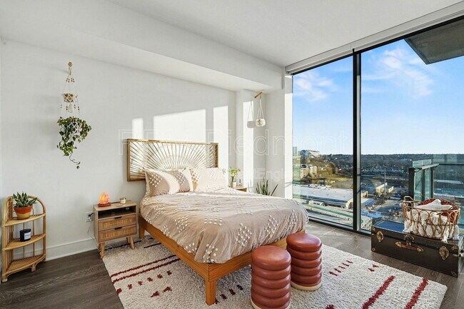 Foto del edificio - 788 West Marietta St NW