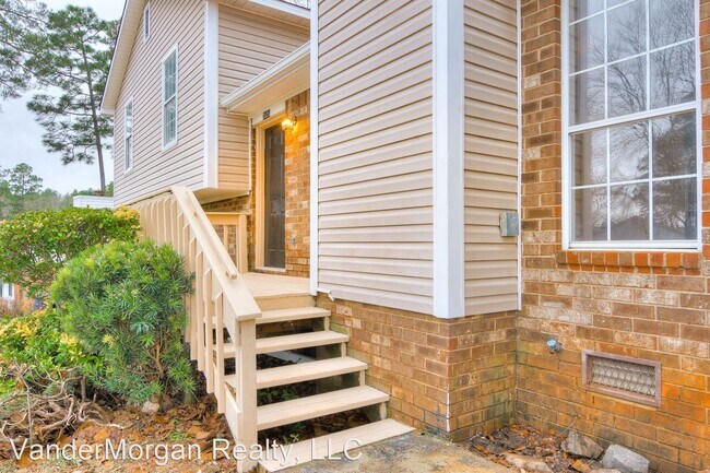 Building Photo - 4 br, 3 bath House - 3521 Becton Rd