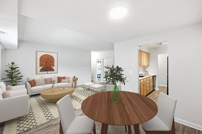 Foto del edificio - Montgomery Club Apartments*