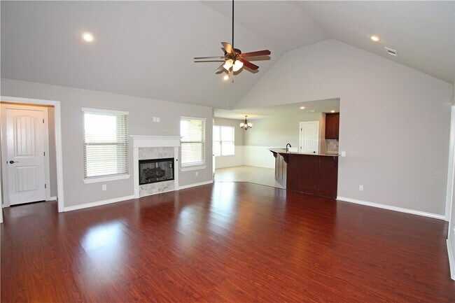 Foto del edificio - 902 SW Caprington St