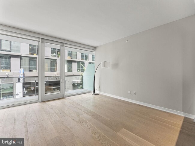 Building Photo - 601 Wharf St