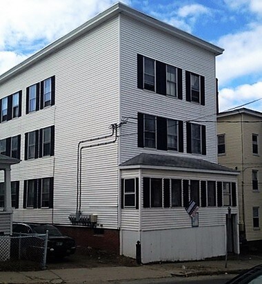 Primary Photo - 32 Hill St