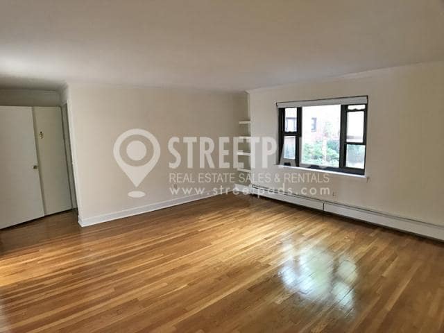 Foto del edificio - 2 bedroom in Brookline MA 02446