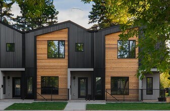 Building Photo - 2721-2728 28 Ave SW