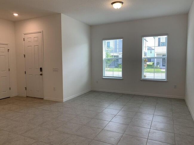 Photo - 10360 Austrina Oak Lp House