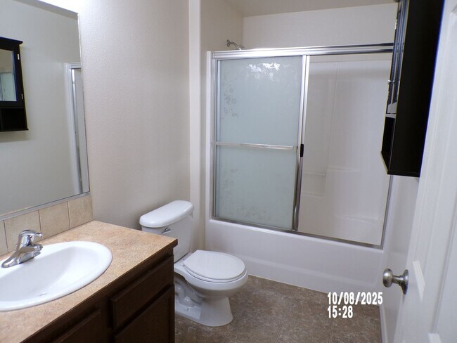 Foto del edificio - Spacious 3 bed 2 bath private cul-de-sac