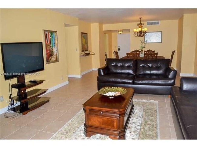 Foto del edificio - 2500 Parkview Dr