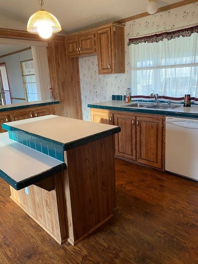 Foto del edificio - Quiet Idalou Home for Lease