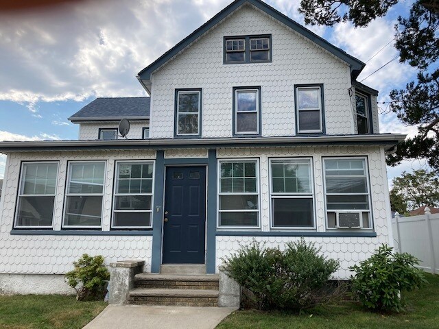 Primary Photo - 103-18 218th Pl
