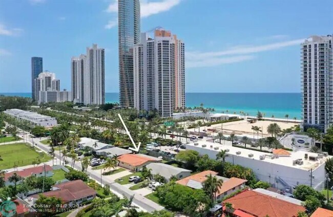 Foto del edificio - 18721 Atlantic Blvd