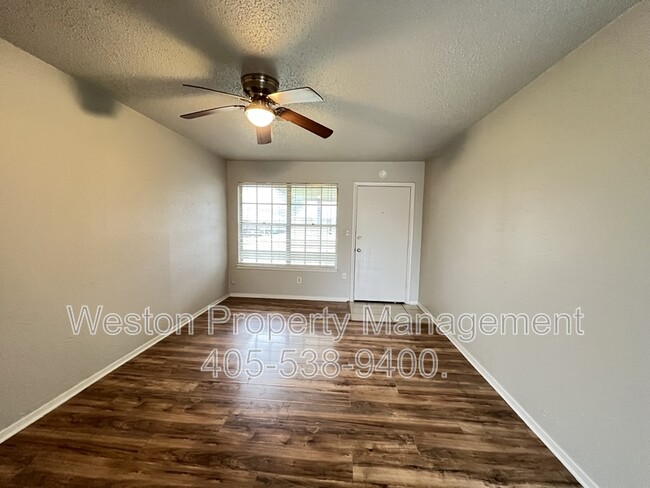 Foto del edificio - 2909 SW 65th Pl