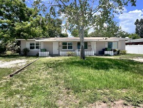 Building Photo - 503 Ave H SE