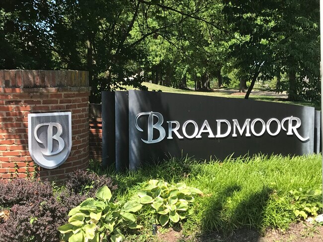 Entrance - 2365 Broadmont Ct