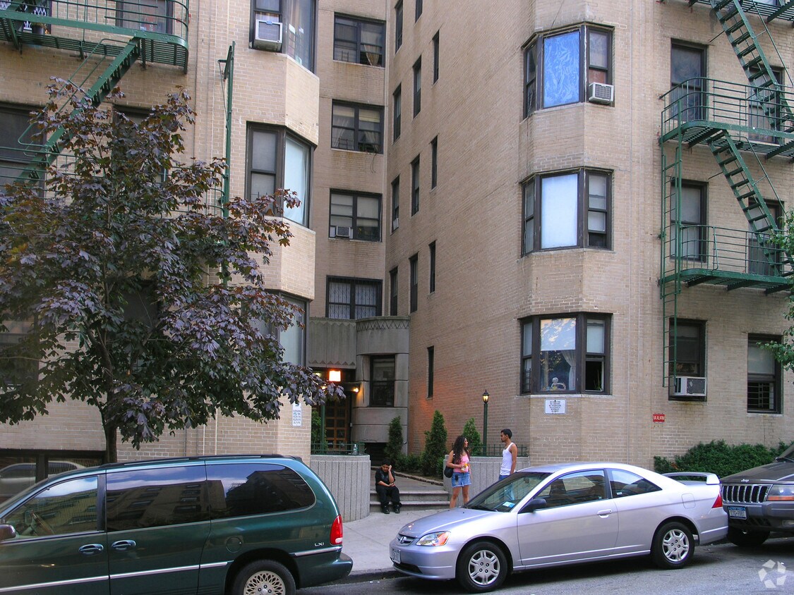 180 E 163rd ¡St - 180 E 163rd St