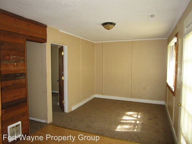 Building Photo - 1 br, 1 bath House - 3405 Harvester Ave