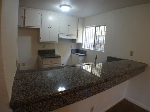 Foto del edificio - 2326 Santa Fe Ave