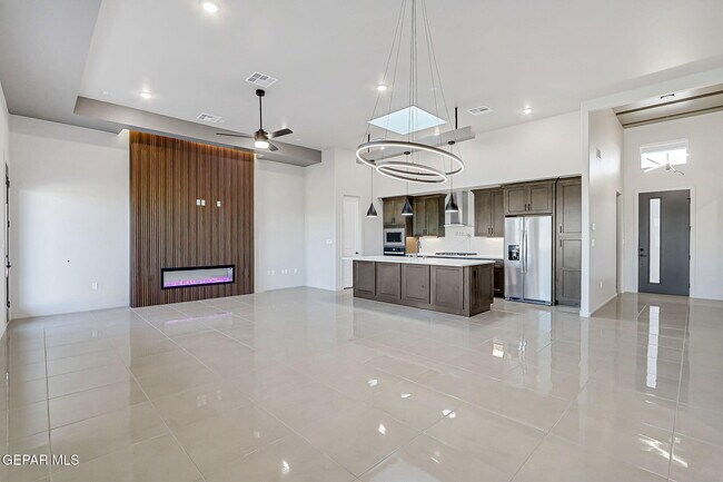 Foto del edificio - 828 Eltham Dr