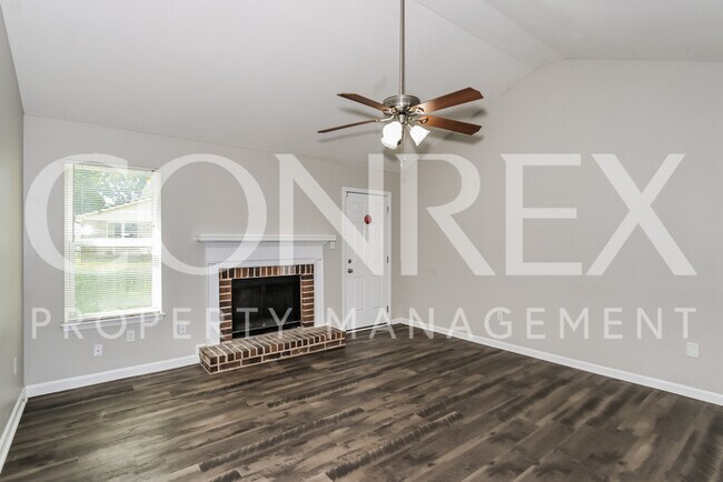 Building Photo - Spacious 4 Bedroom in Augusta