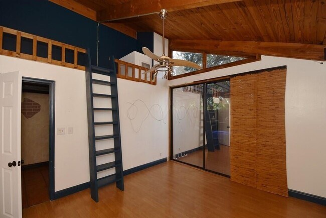 Foto del edificio - 6160 NW 32nd Way